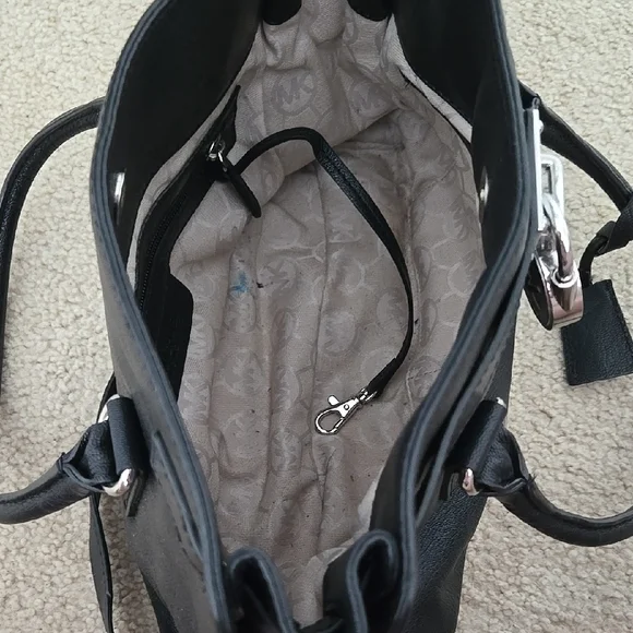 Michael Kors Hamilton Black Leather Satchel - Picture 5 of 7